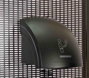 قابلیت نصب آسان دست خشک کن 1800W