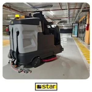 اسکرابر صنعتی دارای صندلی