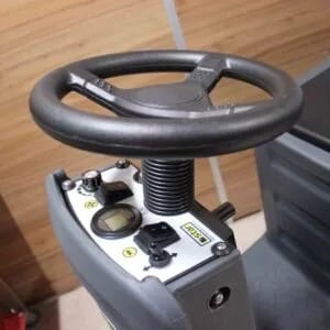 زمین‌شور صنعتی با باتری