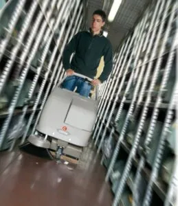 سوئیپر محیطی بزرگ صنعتی