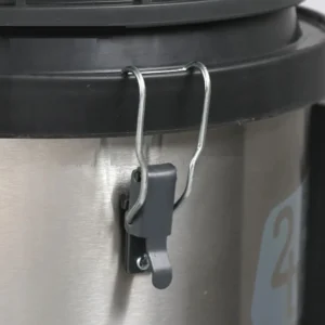 جاروبرقی صنعتی مدل سورنا