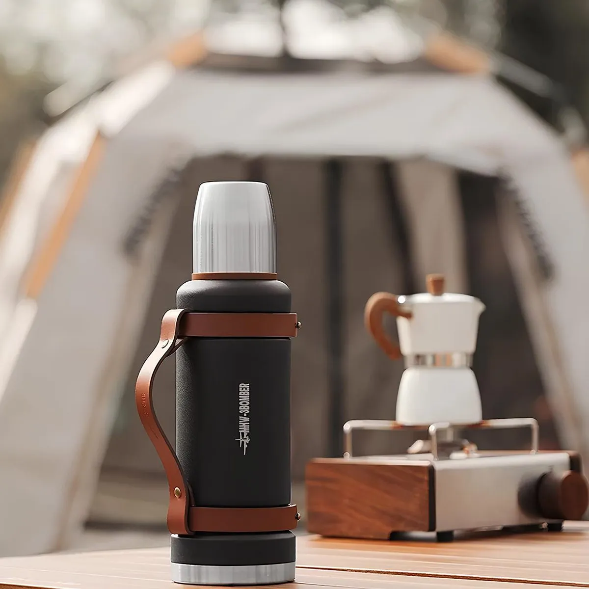 فلاسک مسافرتی بیرون بر